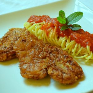 Piccata Milanese mit Spaghetti Tomatensauce